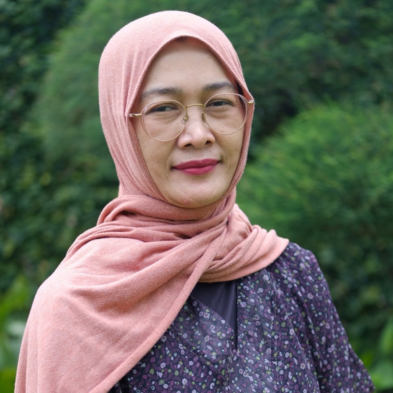 Nenden Aminah, Operation & Stakeholder Relations Manager di Kemitraan Kerja - Foto profil profesional